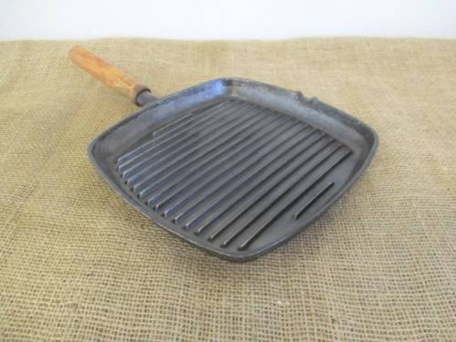 Beautiful Cast Iron Steak Pan