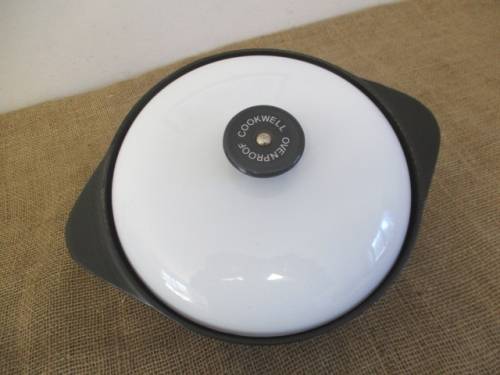 Get Yourself This Unbeatable Lifetime No 8 Cookwell Ovenproof Cast Iron Casserole