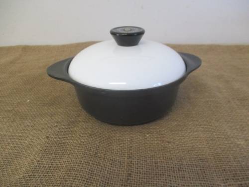 For Absolute Cooking Pleasure Get Yourself This No 7 Cookwell Ovenproof Cast Iron Casserole