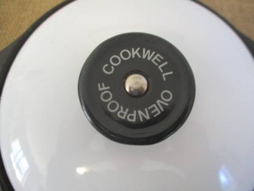 For Absolute Cooking Pleasure Get Yourself This No 7 Cookwell Ovenproof Cast Iron Casserole