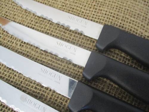 Beautiful 17 Piece Shogun Stainless Steel Knife Set                          Made In Japan