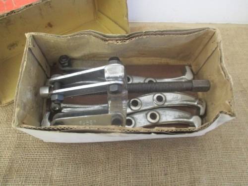 Nice And Sturdy Heavy Duty Super-G8 Three Jaw Drop Forged  8` Gear Puller In Original Packaging