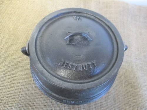 Robust 1/2 Size Heavy Duty Cast Iron BestDuty Three Legged Pot