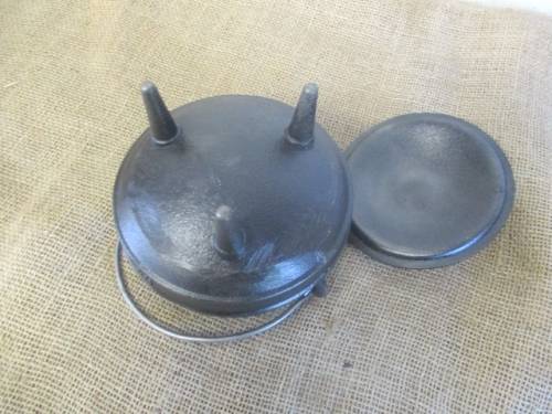 Robust 1/2 Size Heavy Duty Cast Iron BestDuty Three Legged Pot