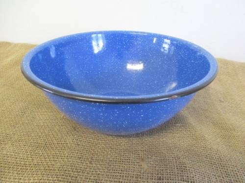 Beautiful Sizable Blue Speckled Old Fashioned Enamel Dish