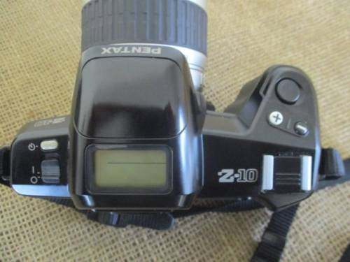 Beautiful Vintage Pentax Z-10 SLR Camera With Attached Pentax 28 - 90 Lens Plus Extras         1991