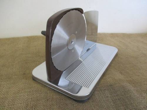 Beautiful And Neat Vintage Pineware Stainless Bread Slicer