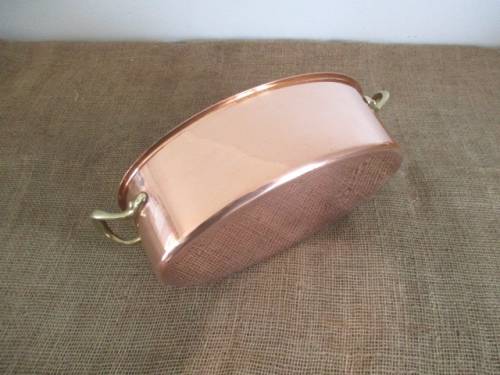 Another Rare One...This Magnificent Sizable Vintage Bongusto Copper Casserole      Made In Italy