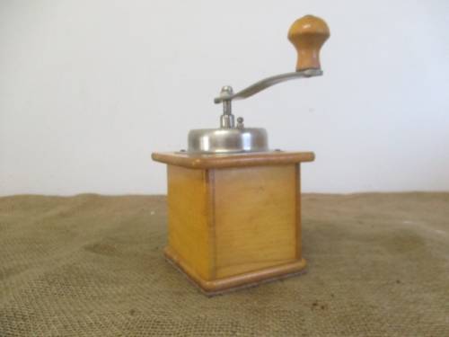 A Splendid Vintage Zassenhaus Wooden And Metal Coffee Grinder                West Germany