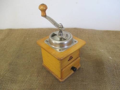 A Splendid Vintage Zassenhaus Wooden And Metal Coffee Grinder                West Germany