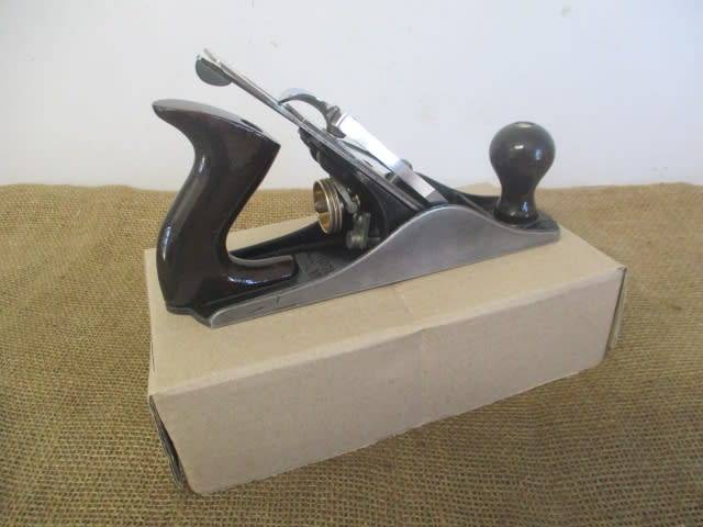 Neat Stanley Bailey No 4 Hand Plane        Made In England