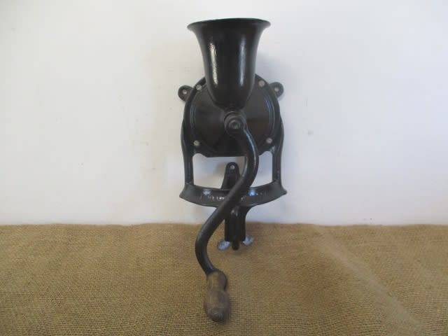 Very Neat And Complete Vintage Cast Iron No 3 Lovelock Coffee Grinder        London
