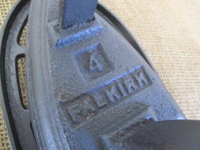 Genuine Antique Cast Iron Falkirk No 4 Sad Iron On A Metal Trivet