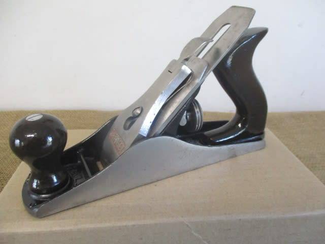 Small But Tried.....This Nice Vintage Stanley Bailey No 3 Hand Plane        Made In England