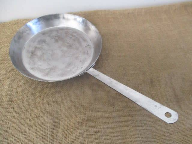 Beautiful Decent Large  Vintage Hendler's 30cm Steel Frying Pan
