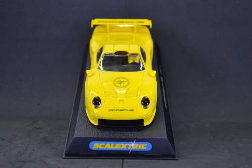 Scalextric C2449 Porsche GT1 - Collectors Club 2002