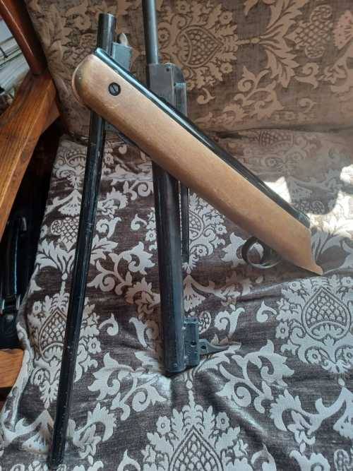 TWO PELLET/AIR GUNS