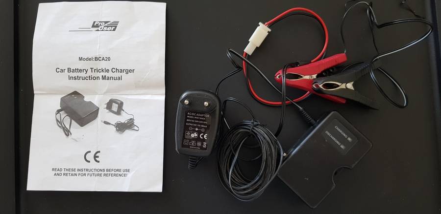 BATTERY  TRICKLE  CHARGER - 0.3  AMP  12 / 230  VOLT