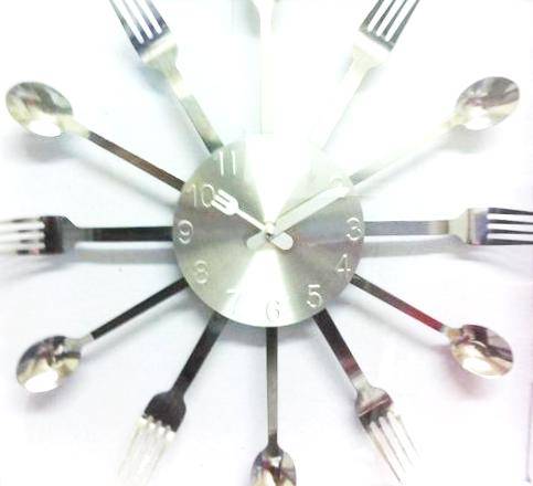 LARGE Chrome Wall Clock with Knifes and Forks