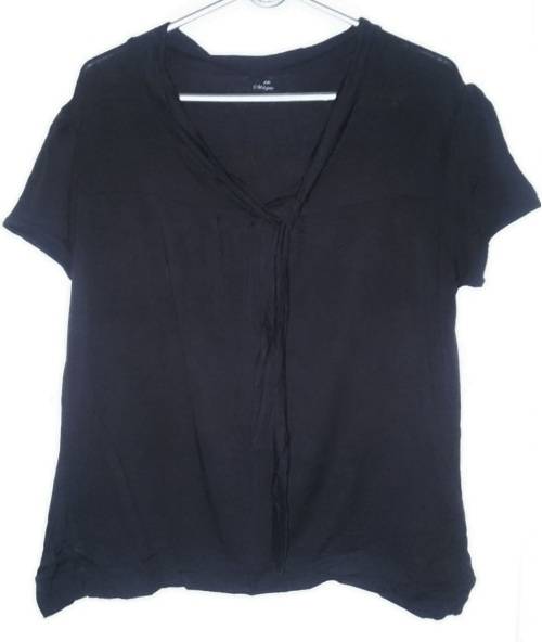 XXL Size 16/40 - Insync Shortsleeve Ladies Black Top, Super soft material.