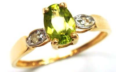 9CT YELLOW GOLD OVAL 0.45ct NATURAL PERIDOT & DIAMOND RING SIZE N / 6.5 - CERTIFIED