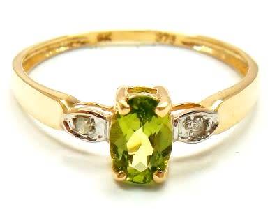 9CT YELLOW GOLD OVAL 0.45ct NATURAL PERIDOT & DIAMOND RING SIZE N / 6.5 - CERTIFIED