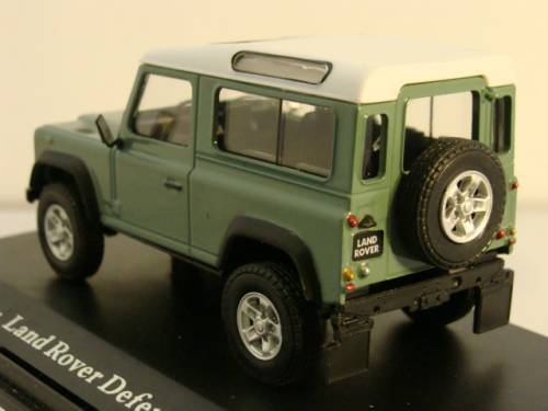 LAND ROVER DEFENDER 90, New in Perspex Case, 1/43, die-cast