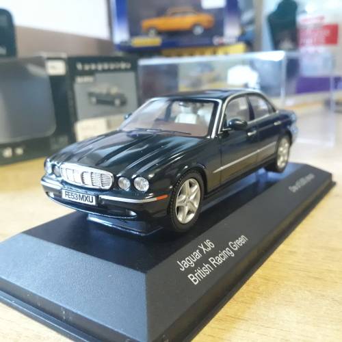 CORGI VANGUARDS  JAGUAR XJ6, 1/43, DIE-CAST, MINT IN BOX