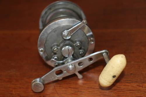Vintage Daiwa Fishing Reel