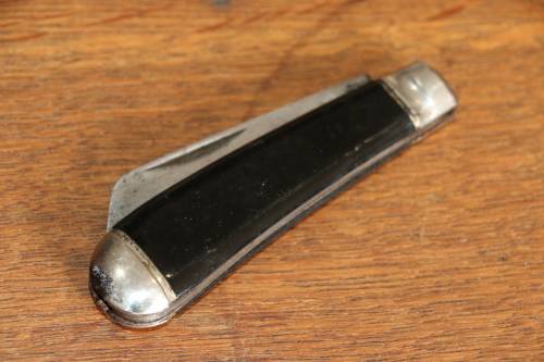 Beautiful Vintage "Richards" Sheffield Folding Knife