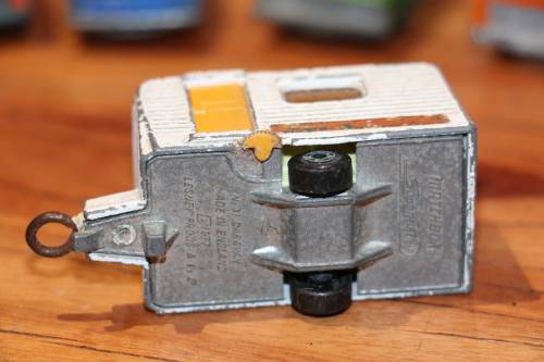 MATCHBOX Superfast Diecast Model Car - 1977 No.31 Caravan