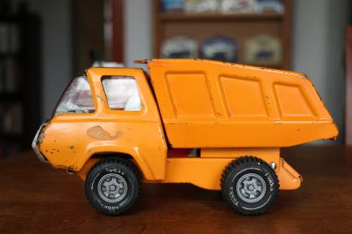Vintage TONKA Model Tipper Truck
