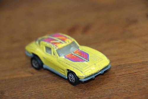 HOT WHEELS Diecast Model Car - 1979 Hi-Rakers Split Window Corvette