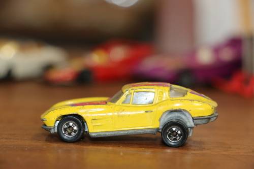 HOT WHEELS Diecast Model Car - 1979 Hi-Rakers Split Window Corvette