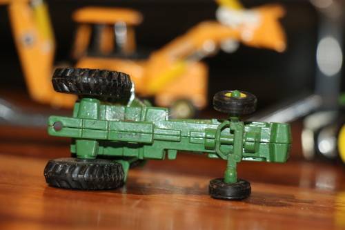 ERTL Diecast Tractor / Farm Model - John Deere Tractor