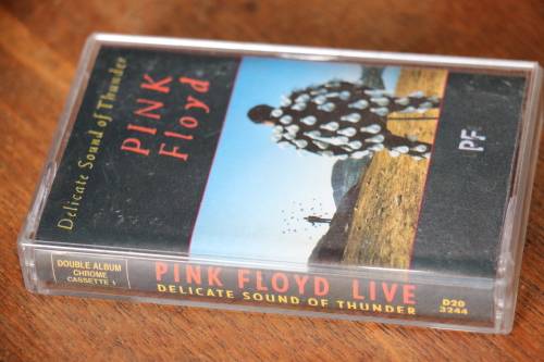 Vitage set of Tapes - PINK FLOYD - Delicate Sound of Thunder
