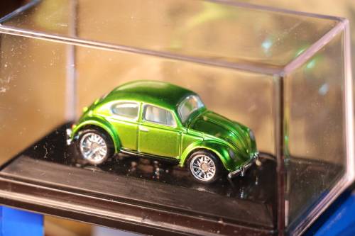 2007 HOT WHEELS Diecast Model - Volkswagen Beetle (1:87)