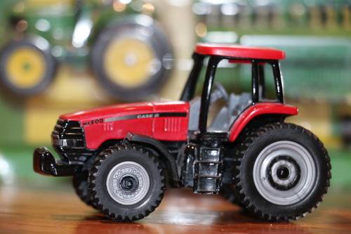 ERTL Farm Tractor Diecast Models - Case International MX200 Tractor