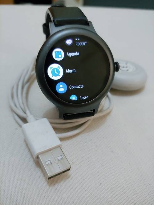 LG w270 Smart Watch