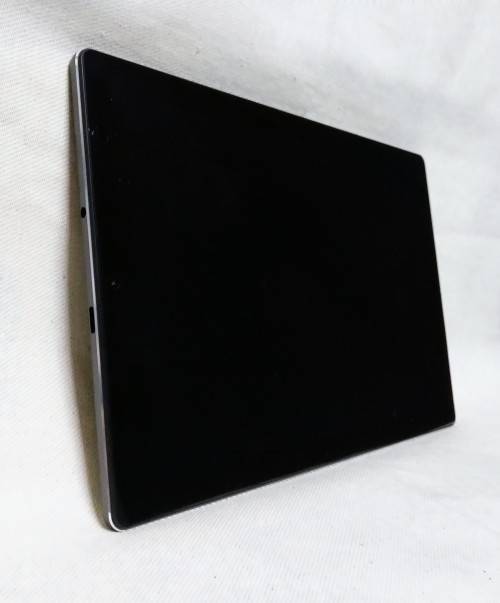 128GB Chuwi HiPad X Tablet, 6GB Ram and Dual Sim (10.1 inch Screen) in fantastic condition.