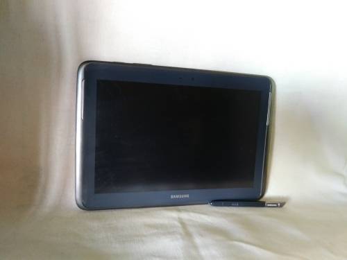 Samsung Galaxy 10.1 inch Tablet with original Samsung Stylus. (32GB)
