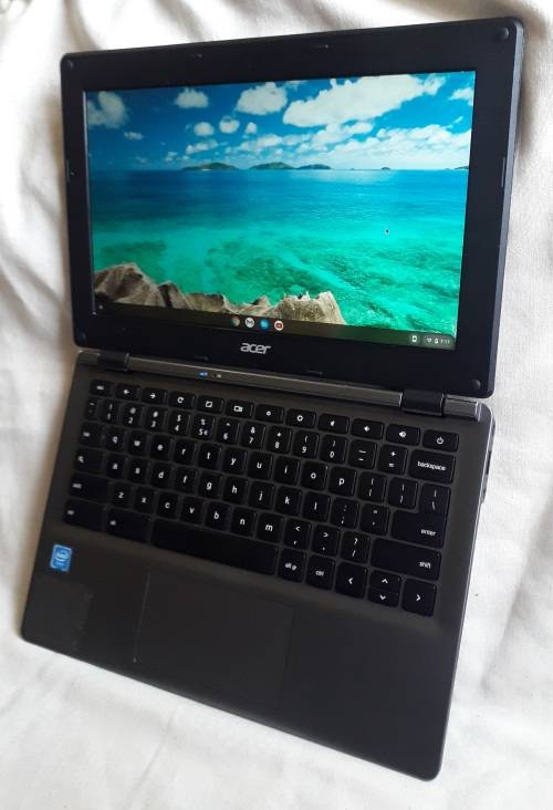 Acer Chromebook N2840 2gb RAM, 16GB Celeron Laptop