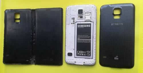 Samsung Galaxy S5 16gb (Black) in excellent condition