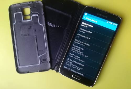 Samsung Galaxy S5 16gb (Black) in excellent condition