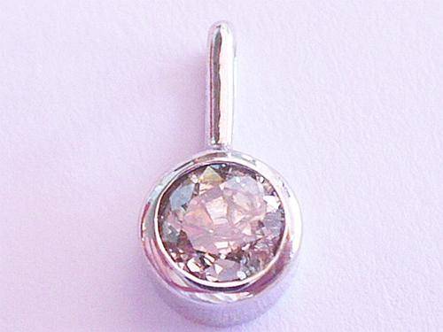 GENUINE DIAMOND & 18 CARAT WHITE GOLD GORGEOUS PENDANT CRAZY WEDNESDAY!!!