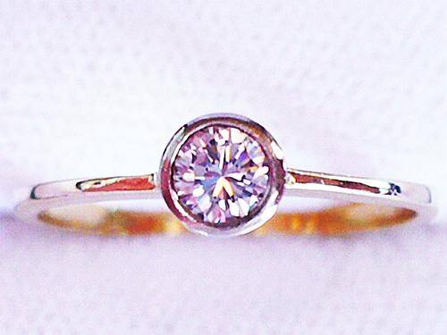 GENUINE DIAMOND & 18 CARAT GOLD STUNNING RING CRAZY WEDNESDAY!!!