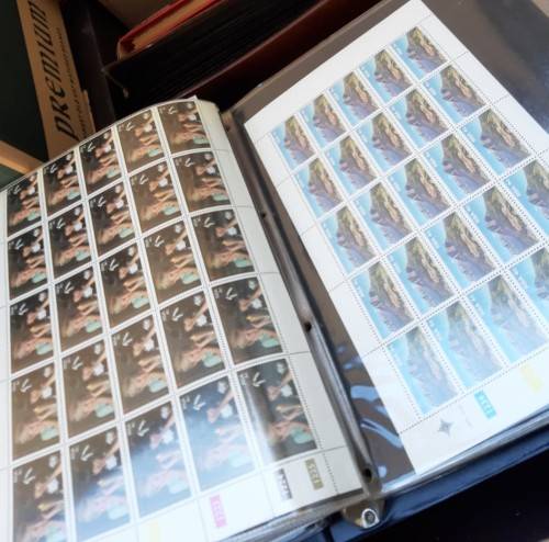 MASSIVE TRAILER LOT OF STAMPS