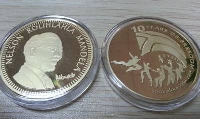 NELSON MANDELA 10 YEARS OF FREEDOM GOLD CLAD COIN