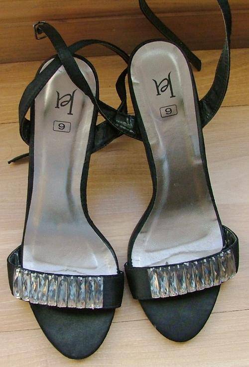 Summer Shoes (size 6)