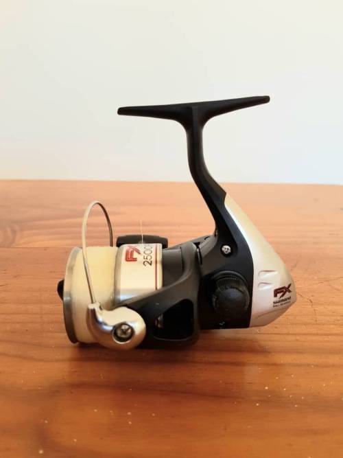 SHIMANO FX 2500FB REEL